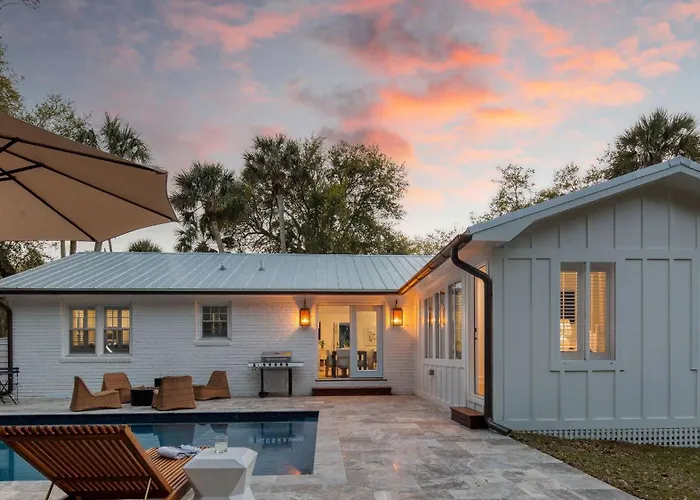 Sawyer By Avantstay Stunning Isle Of Palms Home W Pool